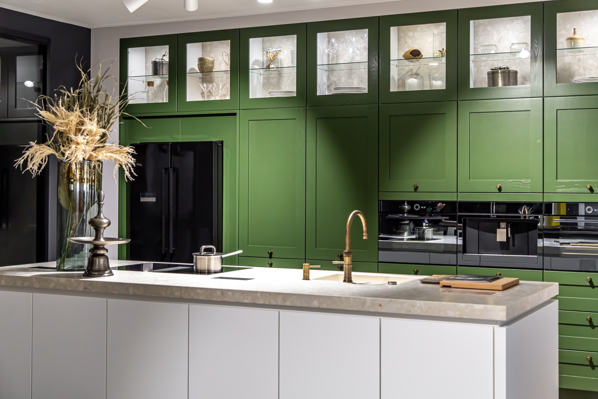 Exploring Kitchen Online